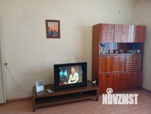 1-к квартира, посуточно, 42м2, 4/14 этаж