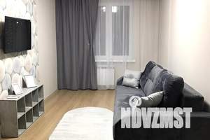 1-к квартира, посуточно, 35м2, 14/19 этаж