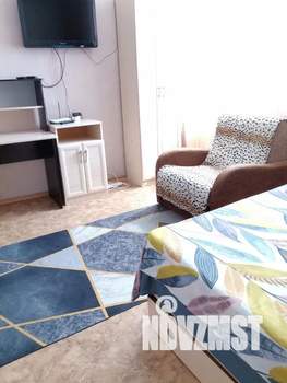 Студия квартира, посуточно, 25м2, 2/9 этаж