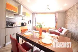 3-к квартира, посуточно, 76м2, 2/8 этаж