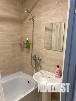 Студия квартира, посуточно, 33м2, 2/10 этаж