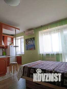 Студия квартира, посуточно, 33м2, 4/5 этаж