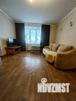 1-к квартира, посуточно, 37м2, 6/9 этаж