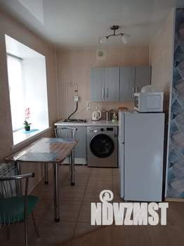 1-к квартира, посуточно, 34м2, 9/9 этаж