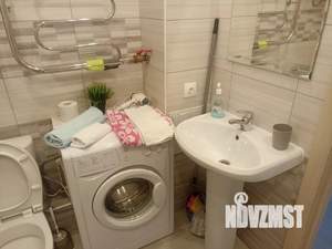 1-к квартира, посуточно, 39м2, 6/17 этаж