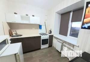 Студия квартира, посуточно, 34м2, 4/5 этаж