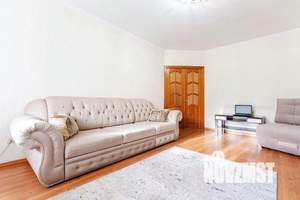 1-к квартира, посуточно, 63м2, 1/1 этаж