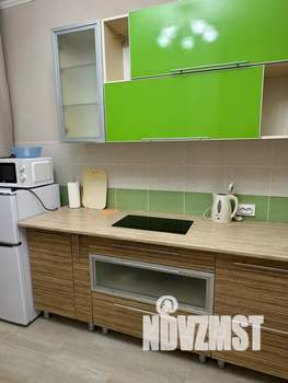 1-к квартира, посуточно, 42м2, 13/16 этаж