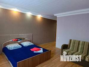 1-к квартира, посуточно, 45м2, 7/9 этаж
