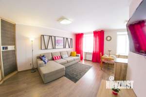 Студия квартира, посуточно, 30м2, 5/5 этаж