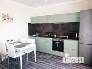 Студия квартира, посуточно, 40м2, 9/10 этаж