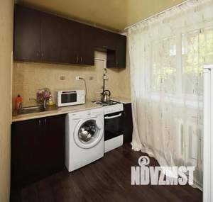 2-к квартира, посуточно, 50м2, 1/1 этаж