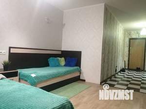 Студия квартира, посуточно, 40м2, 10/17 этаж