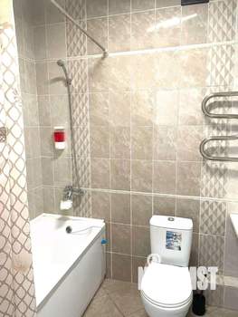 Студия квартира, посуточно, 37м2, 8/13 этаж