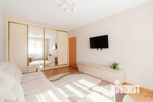 1-к квартира, посуточно, 37м2, 6/11 этаж