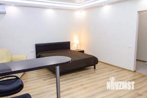 1-к квартира, посуточно, 48м2, 1/1 этаж