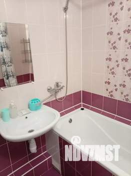 Студия квартира, посуточно, 42м2, 2/9 этаж