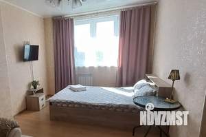 1-к квартира, посуточно, 39м2, 7/16 этаж