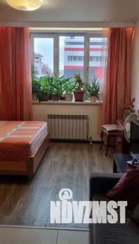 Студия квартира, посуточно, 29м2, 1/9 этаж