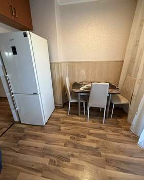 2-к квартира, на длительный срок, 65м2, 4/10 этаж