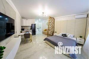 1-к квартира, посуточно, 35м2, 4/18 этаж