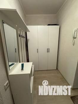 1-к квартира, посуточно, 42м2, 13/16 этаж