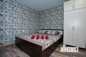 1-к квартира, посуточно, 32м2, 4/5 этаж