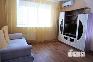 1-к квартира, посуточно, 42м2, 3/10 этаж