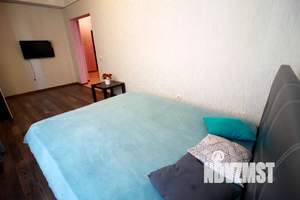 1-к квартира, посуточно, 37м2, 1/14 этаж