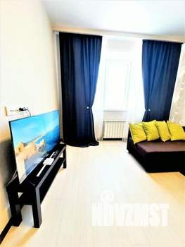 1-к квартира, посуточно, 42м2, 1/1 этаж