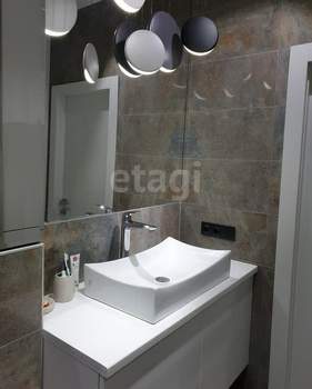 1-к квартира, на длительный срок, 55м2, 4/17 этаж