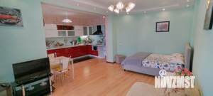 Студия квартира, посуточно, 45м2, 7/10 этаж