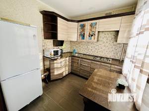 3-к квартира, посуточно, 54м2, 1/1 этаж
