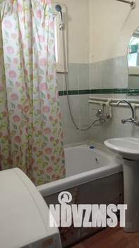 1-к квартира, посуточно, 32м2, 3/5 этаж