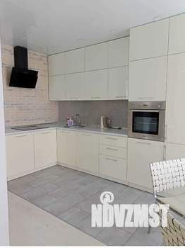 1-к квартира, посуточно, 40м2, 13/16 этаж