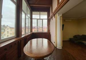 4-к квартира, на длительный срок, 134м2, 3/4 этаж