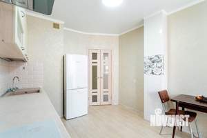 1-к квартира, посуточно, 40м2, 7/12 этаж