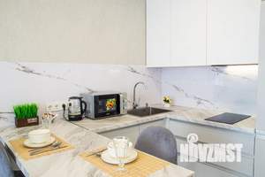 Студия квартира, посуточно, 35м2, 11/15 этаж