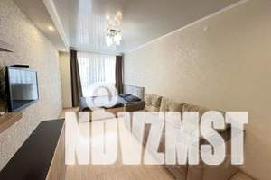 1-к квартира, посуточно, 42м2, 2/14 этаж