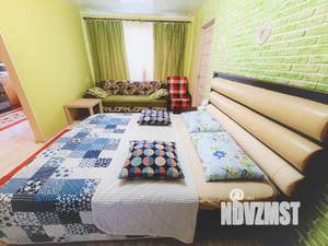 2-к квартира, посуточно, 46м2, 2/5 этаж