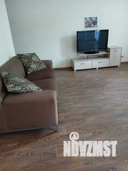 1-к квартира, посуточно, 40м2, 2/16 этаж