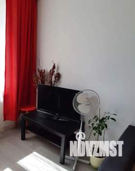 Студия квартира, посуточно, 30м2, 1/9 этаж