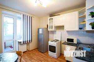 1-к квартира, посуточно, 45м2, 3/9 этаж