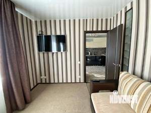 2-к квартира, посуточно, 40м2, 1/10 этаж