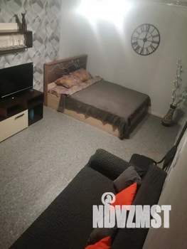 1-к квартира, посуточно, 40м2, 1/2 этаж