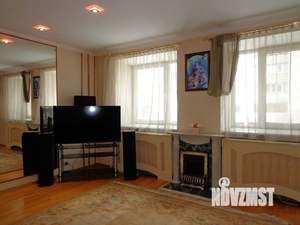 3-к квартира, на длительный срок, 134м2, 2/6 этаж