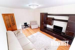 1-к квартира, посуточно, 63м2, 1/1 этаж