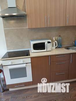 1-к квартира, посуточно, 40м2, 2/16 этаж