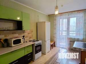 1-к квартира, посуточно, 40м2, 1/16 этаж