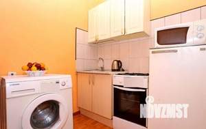2-к квартира, посуточно, 38м2, 1/1 этаж